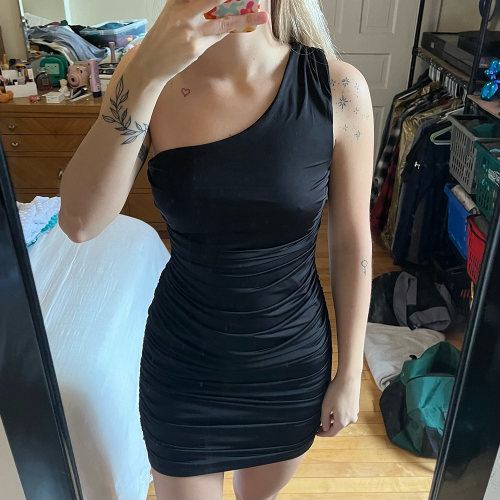 NWOT One Shoulder Bodycon Dress